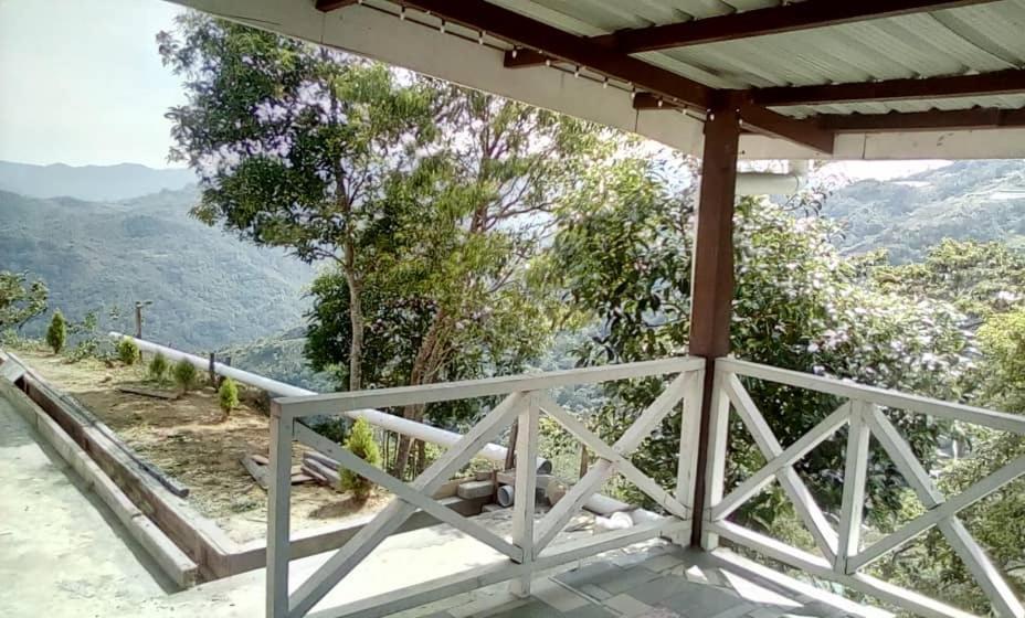 Dongorit Cabin House 1 Kampong Kundassan Esterno foto