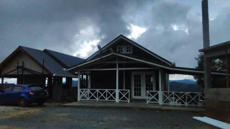 Dongorit Cabin House 1 Kampong Kundassan Esterno foto